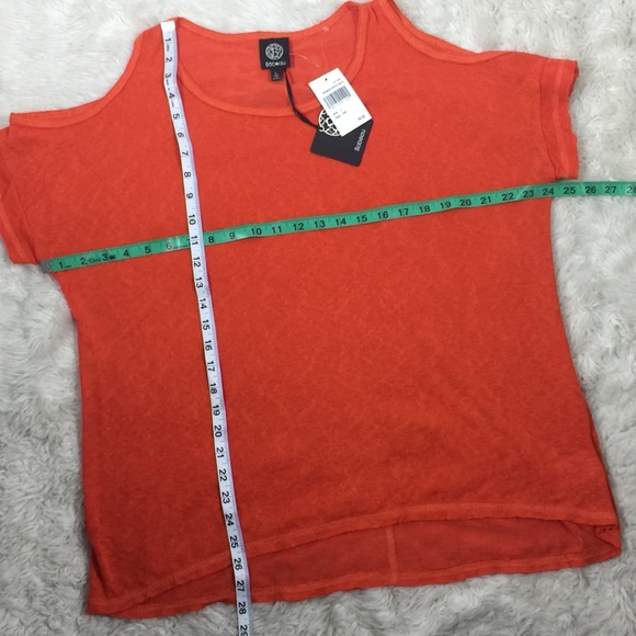 (SOLD) NWT Bobeau Cold Shoulder Top Women’s Blouse - Picture 5 of 8